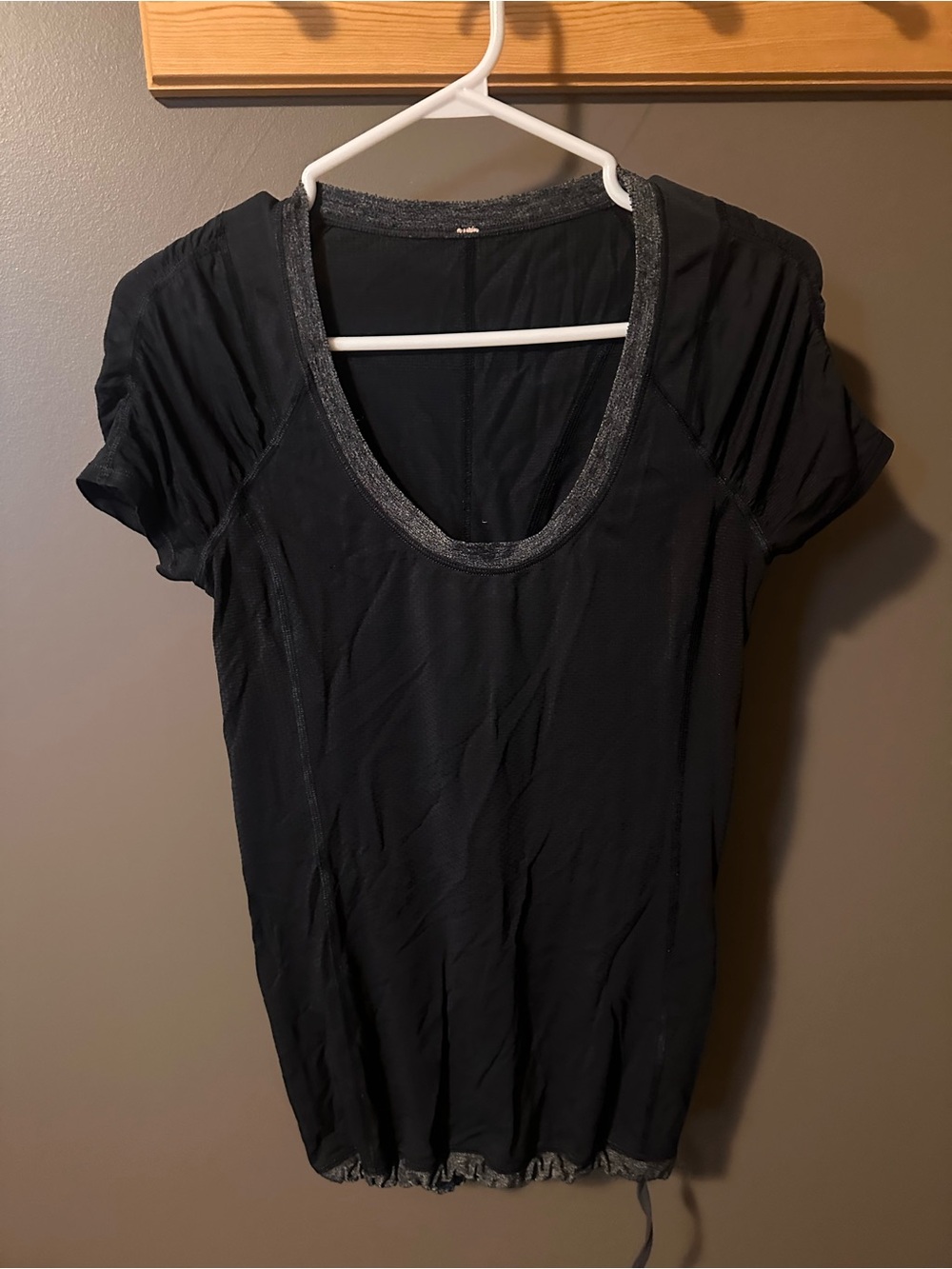 lululemon athletica Black Short Sleeve Scoop Tee with Metallic Trim